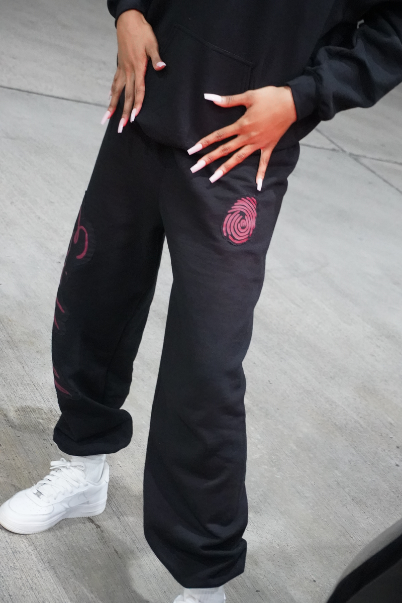 Signature Identity Sweats - Black